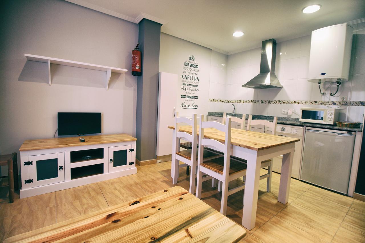 Apartamentos La Fuente De Enmedio 수안세스 외부 사진