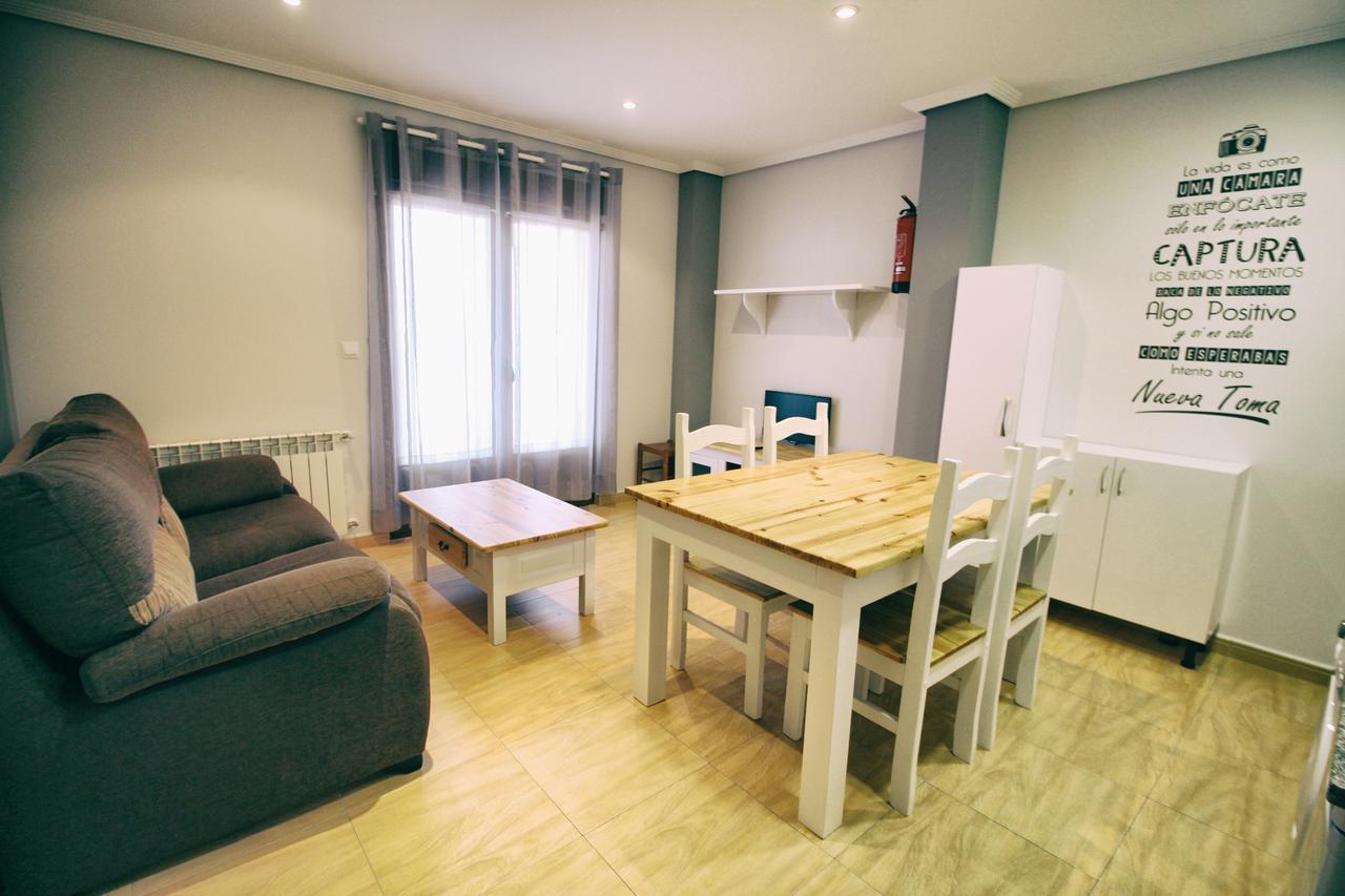 Apartamentos La Fuente De Enmedio 수안세스 외부 사진